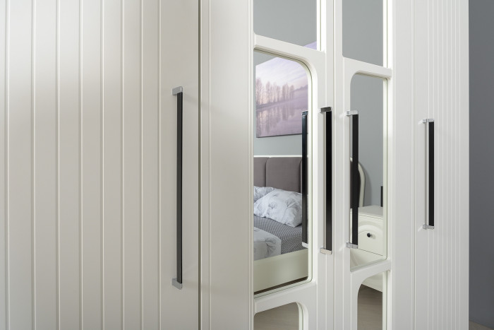 Валенсия Гостиная № 101, цвет ЛДСП белый шагрень/МДФ белый шагрень, ШхГхВ 243,2х38,4х225,2 см., ниша для ТВ 133х38х90 см.